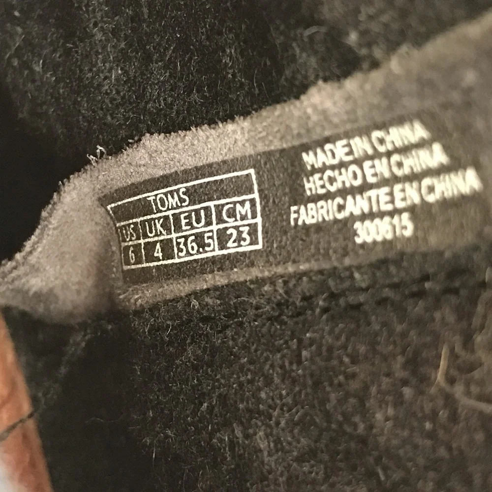 TOMS Desert Wedge Booties Gray - Picture 6 of 9